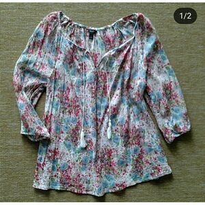 New Chaps watercolors boho top. Medium